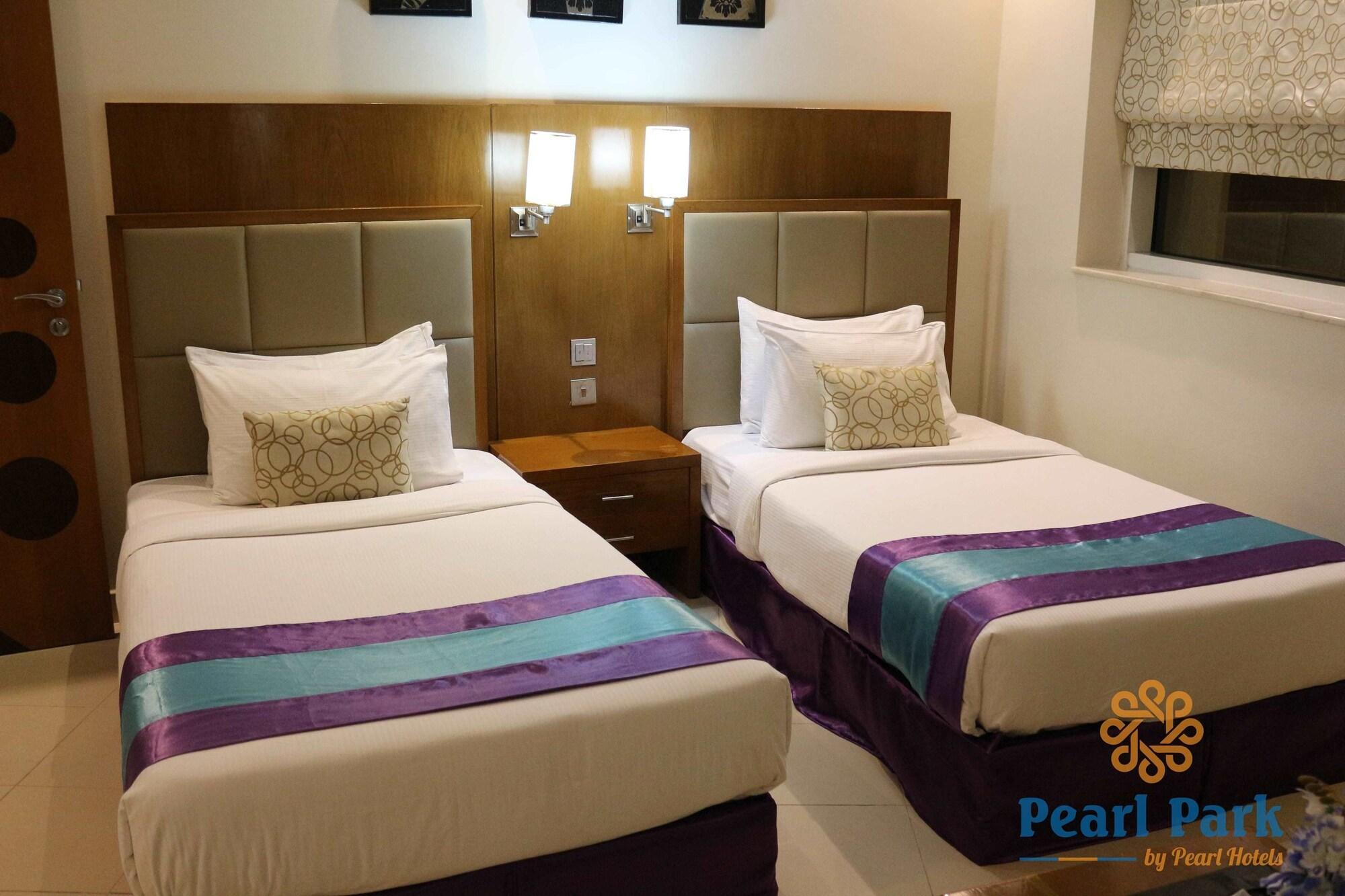 Pearl Executive Hotel Apartments ドバイ エクステリア 写真