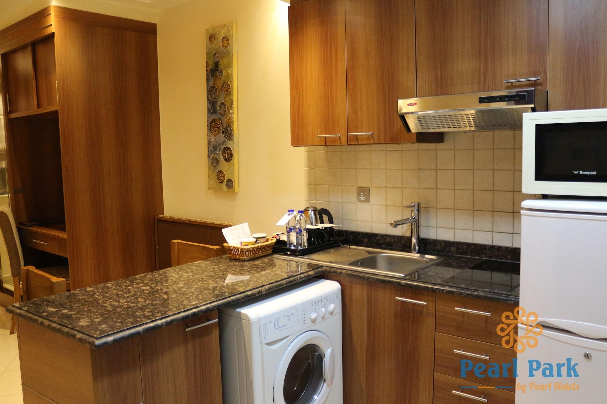 Pearl Executive Hotel Apartments ドバイ エクステリア 写真