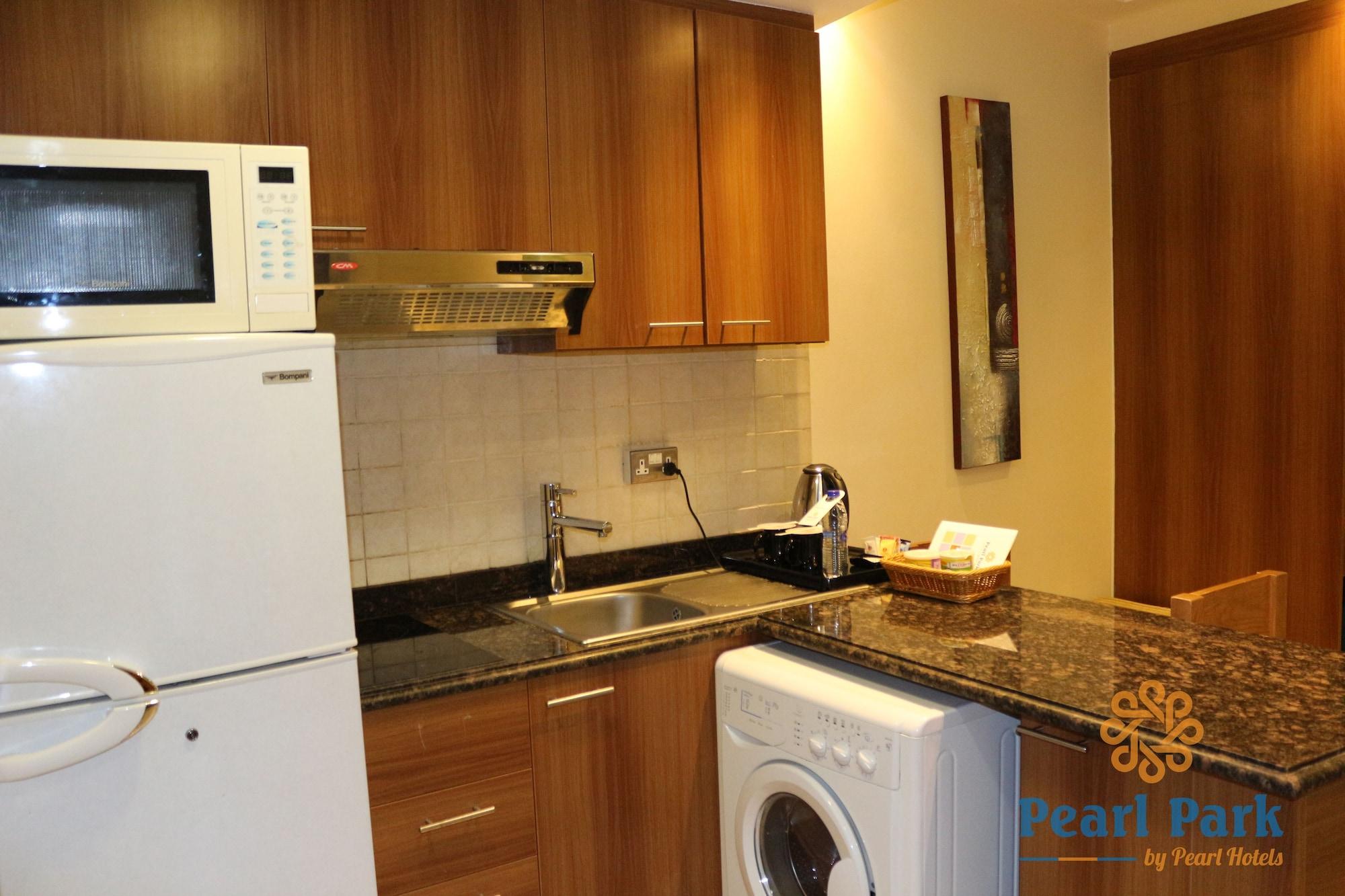 Pearl Executive Hotel Apartments ドバイ エクステリア 写真